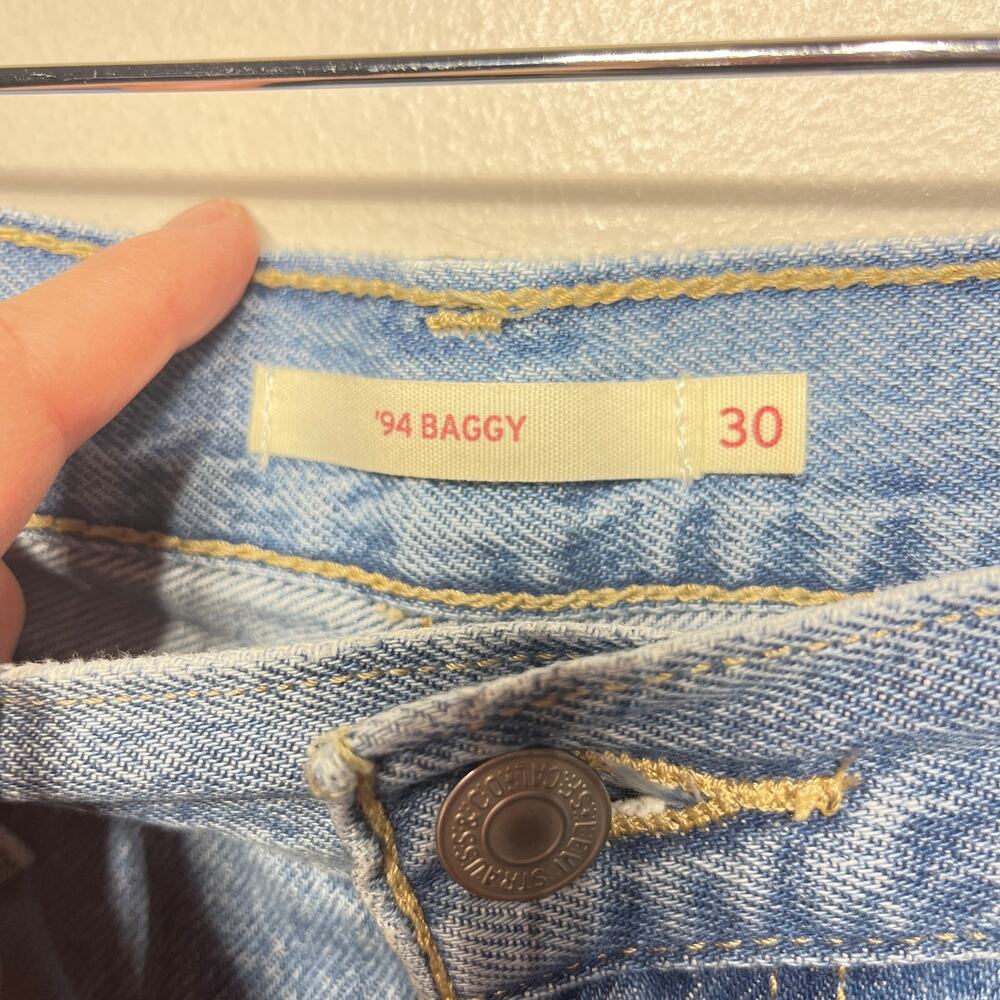 Levi's Jeans 94 Baggy Distressed Medium Wash Denim High Waisted Grunge School 30 - Picture 5 of 6